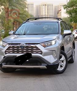 تۆیۆتا ڕاڤ 4